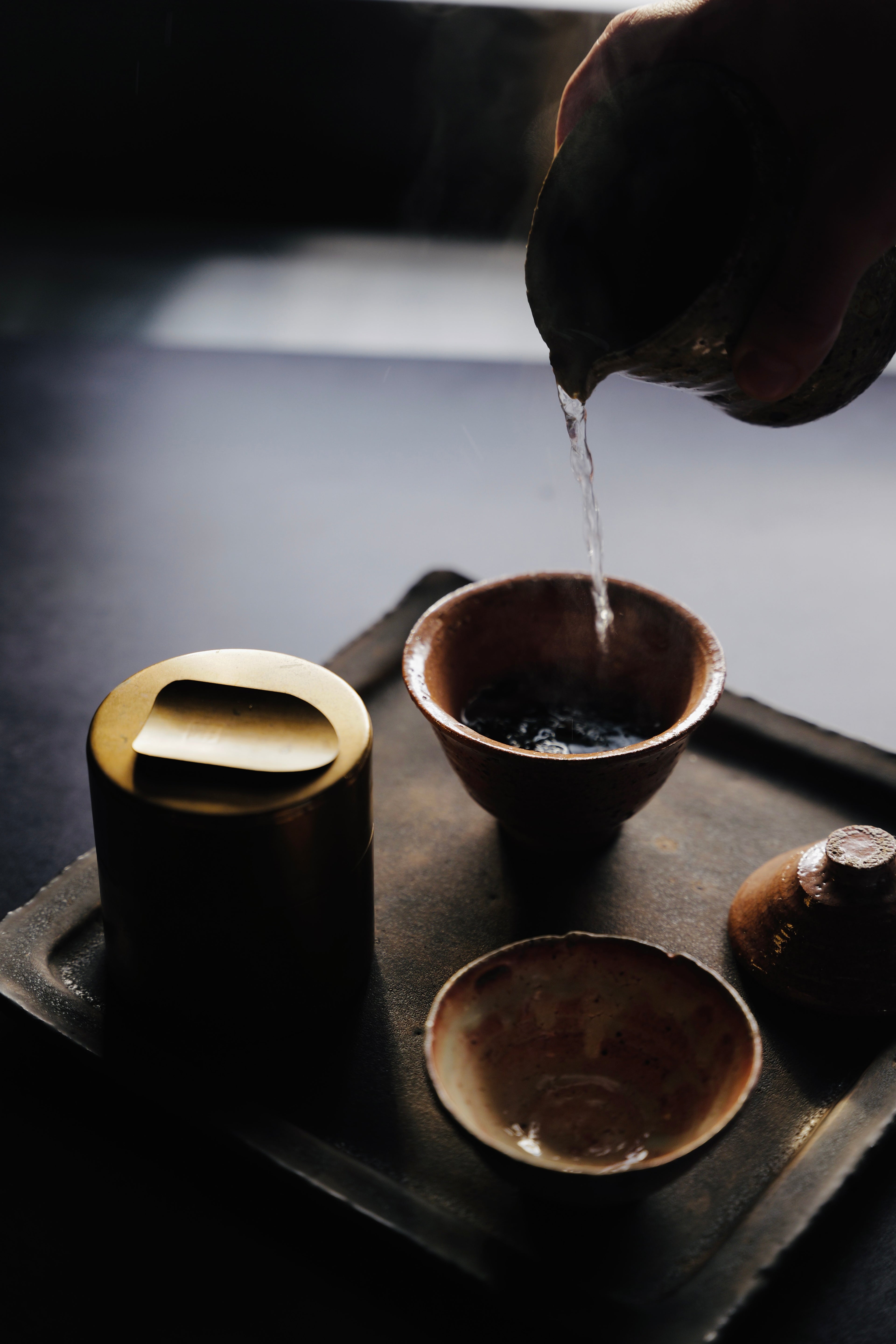 Hojicha tea brewing tools and preparation essentials