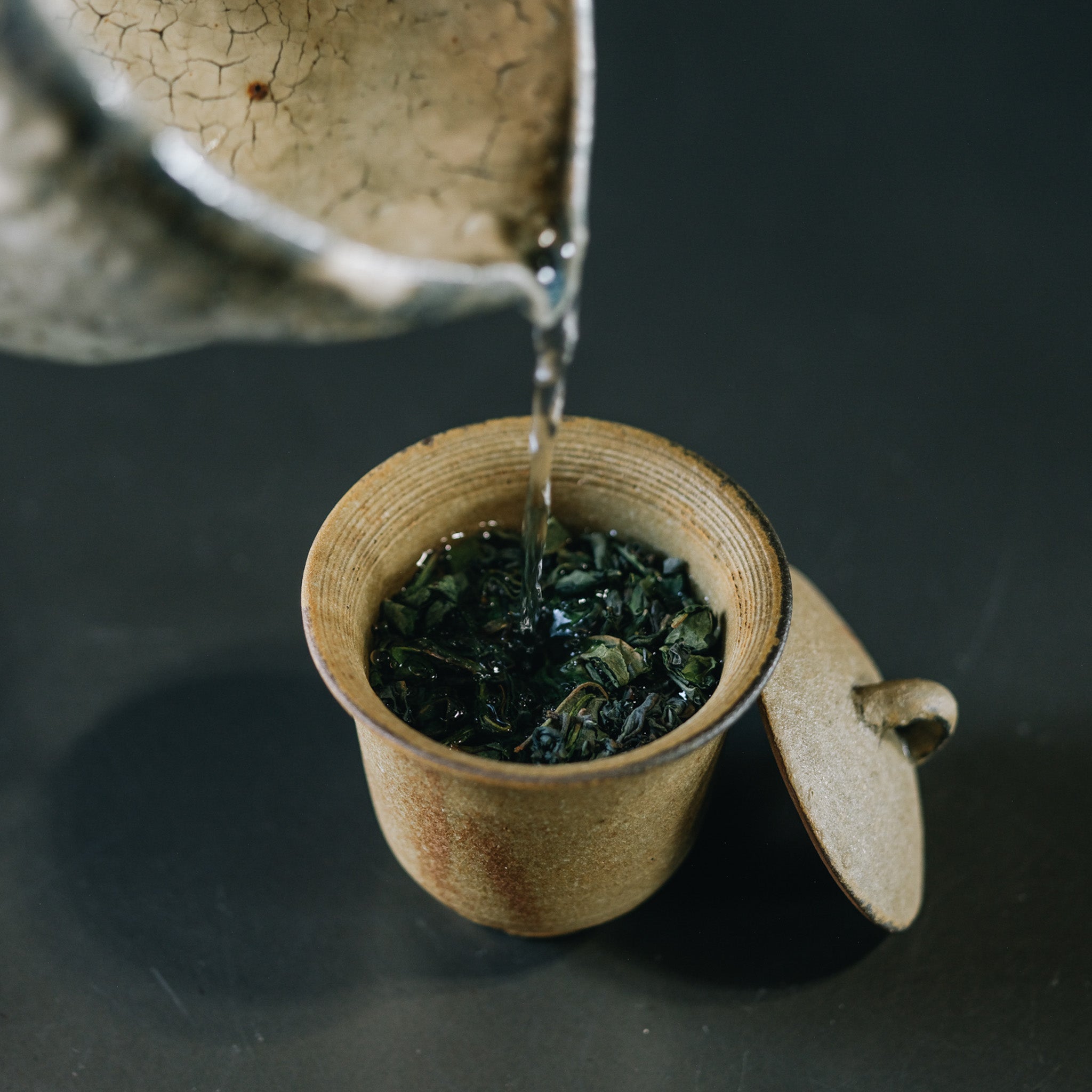 Koju Oolong tea lifestyle with artisan teaware