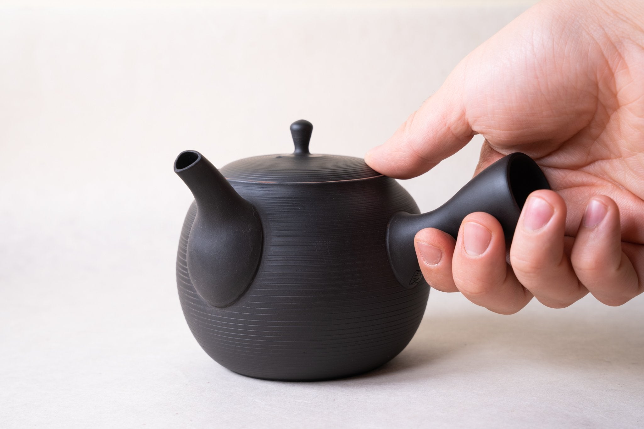 Gyokko Kuromaru Kyusu